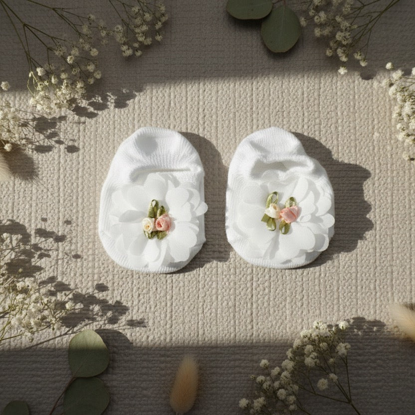 White floral headband & shoe set
