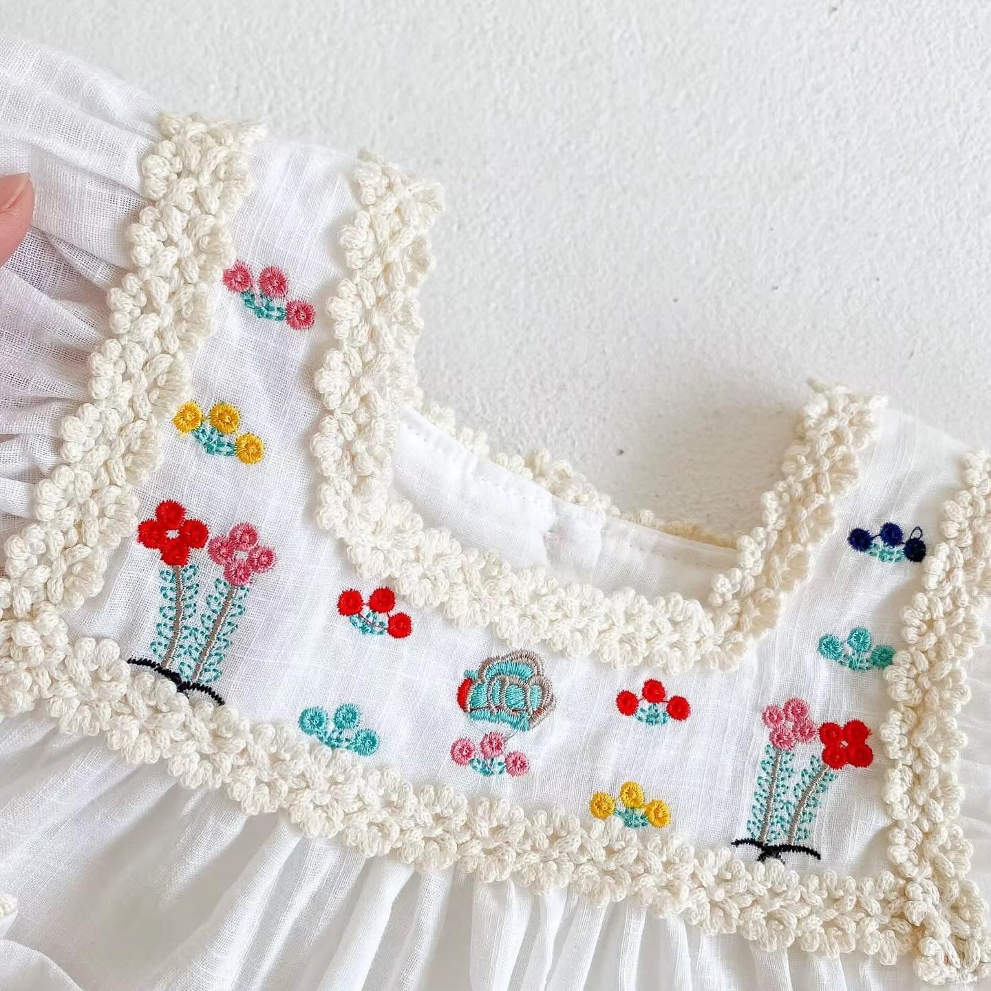 Sweetheart Embroidery Dress